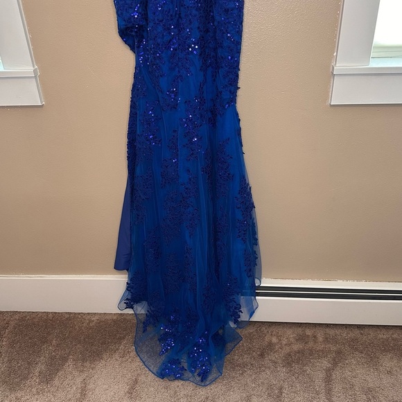 Hebeos Blue Sequined Spaghetti Strap Sweetheart Prom Gown Side Slit Size 2 - Picture 14 of 16